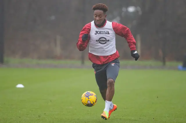 Jamal Lowe in Swansea training this week