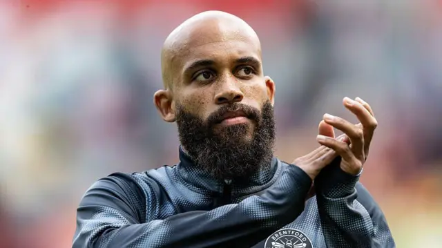 Bryan Mbeumo applauds fans for Brentford