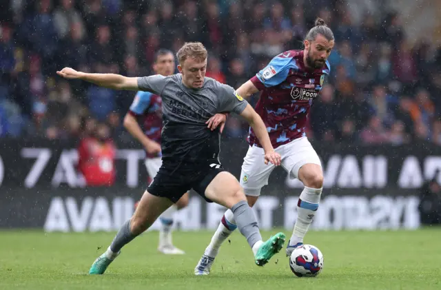 Cardiff City's Eli King in action