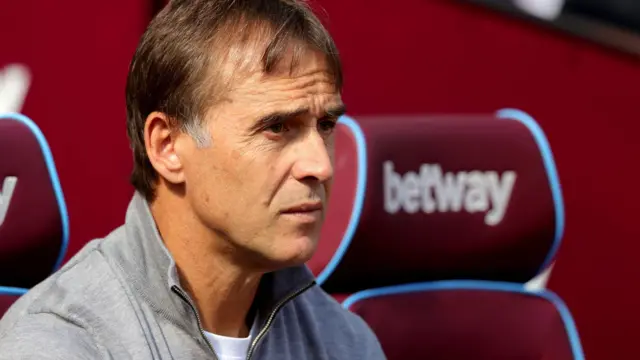 Julen Lopetegui looks on from the West Ham dugout