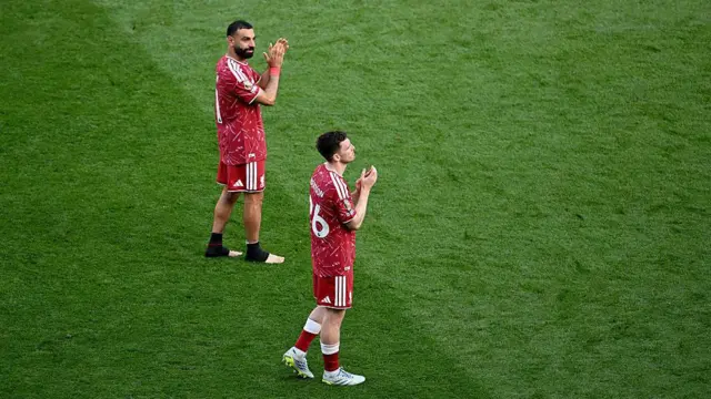 Mohamed Salah and Andrew Robertson
