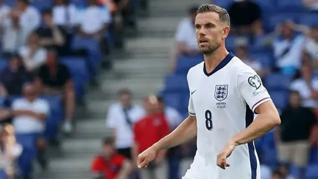 Jordan Henderson playing for England 