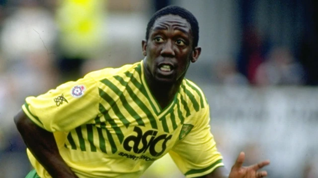 Ruel Fox playing for Norwich City