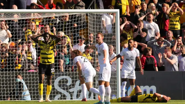 Ismaila Sarr reacts against Brentford