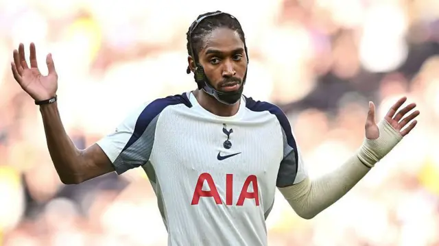 Djed Spence of Tottenham Hotspur gestures during the Premier League match between Tottenham Hotspur and Everton at Tottenham Hotspur Stadium