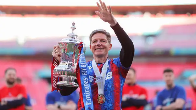 Oliver Glasner with the FA Cup trophy