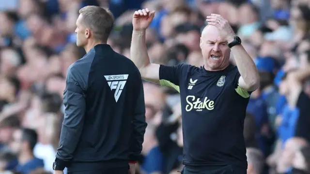 Sean Dyche, Manager of Everton, reacts