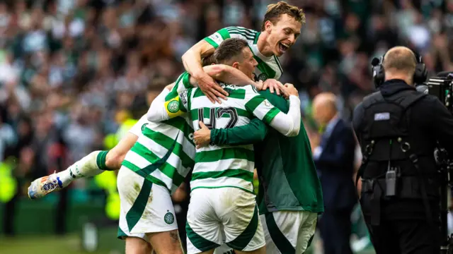 Celtic players celebrate