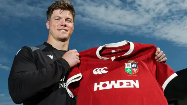 Huw Jones
