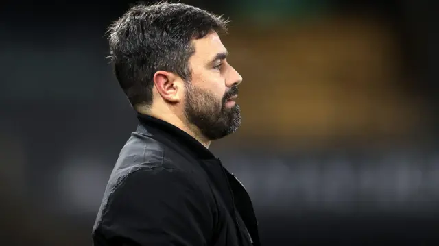 Vitor Matos on the touchline 