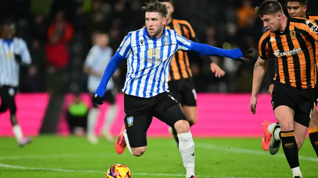 Josh Windass in action for Sheffield Wednesday against Hull City