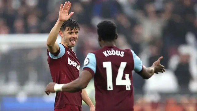 Aaron Cresswell and Mohammed Kudus of West Ham United celebrate