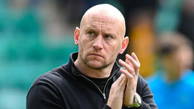 Hibernian head coach David Gray looks dejected while he applauds at full time during a William Hill Premiership match between Hibernian and Motherwell at Easter Road