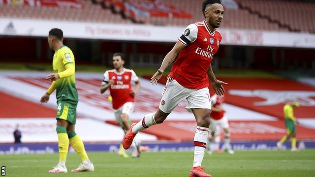 Pierre-Emerick Aubameyang celebrates after scoring for Arsenal