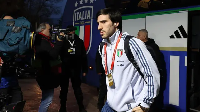 Sandro Tonali arrives for Italy duty