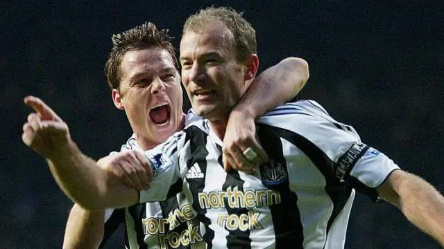 Alan Shearer and Scott Parker celebrate a goal