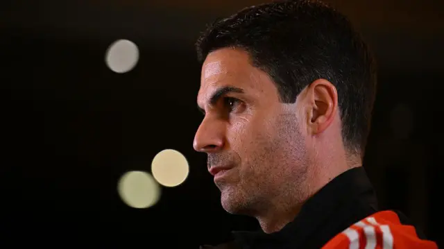 Mikel Arteta looks on thoughtfully