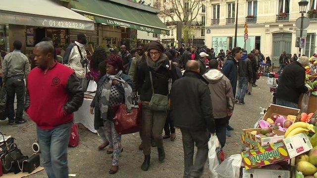 Street scene in Paris suburbs