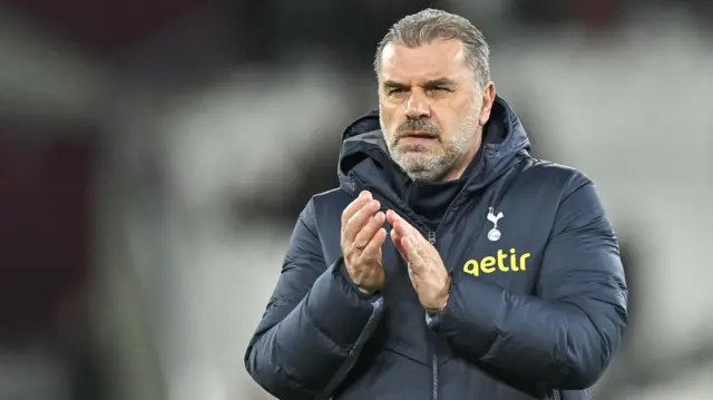 Ange Postecoglou applauds fans