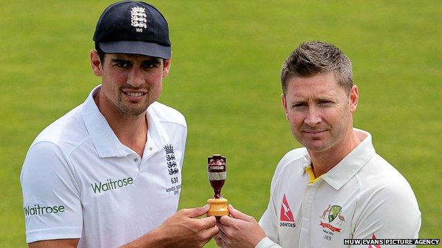 Alastair Cook a Michael Clarke