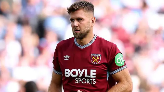 Niclas Fullkrug in a claret West Ham shirt during a game