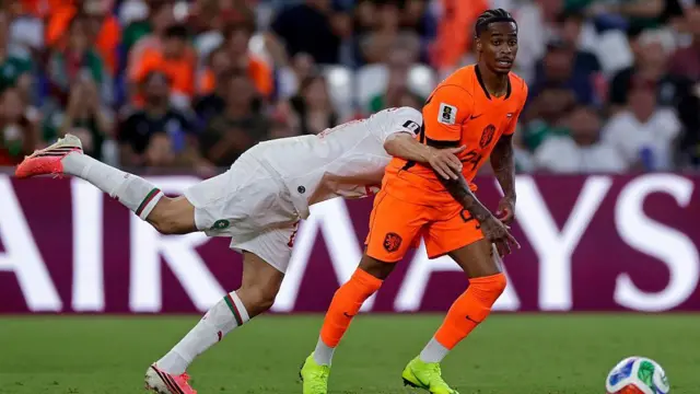 Crysencio Summerville in action for the Netherlands