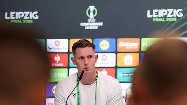 Dean Henderson speaks to the media