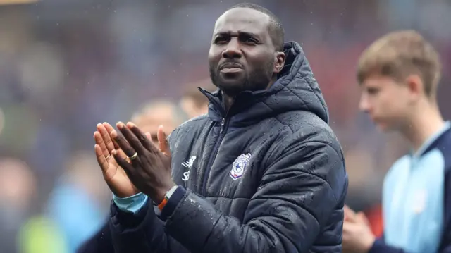 Sol Bamba applauds Cardiff fans 