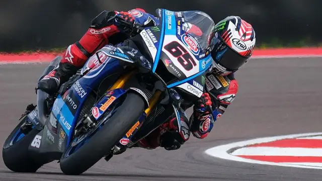Jonathan Rea on his Pata Yamaha