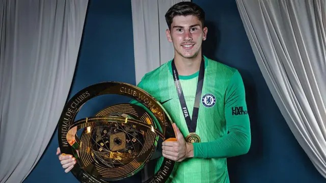 Mike Penders Chelsea Club World Cup trophy
