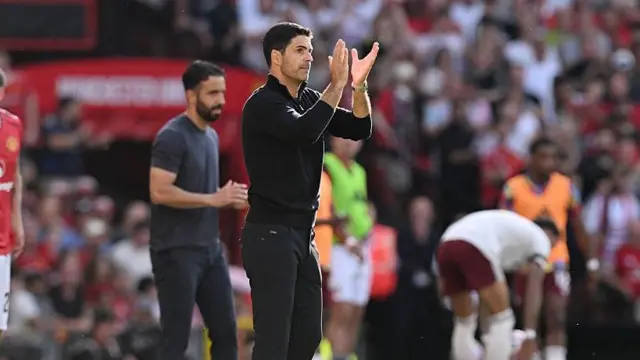 Mikel Arteta, Manager of Arsenal reacts during the Premier League match between Manchester United and Arsenal at Old Trafford