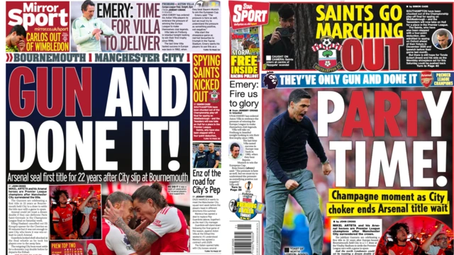 Back pages of the Mirror and Star