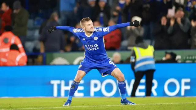 Jamie Vardy celebrates