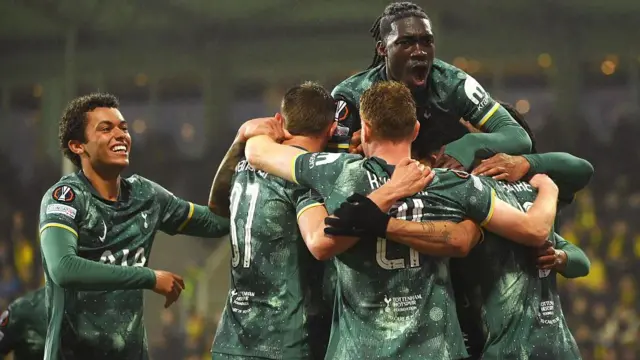 Tottenham players celebrate against Bodo/Glimt 