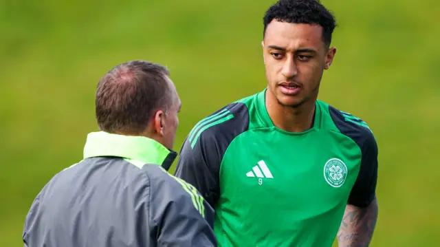 Brendan Rodgers and Adam Idah