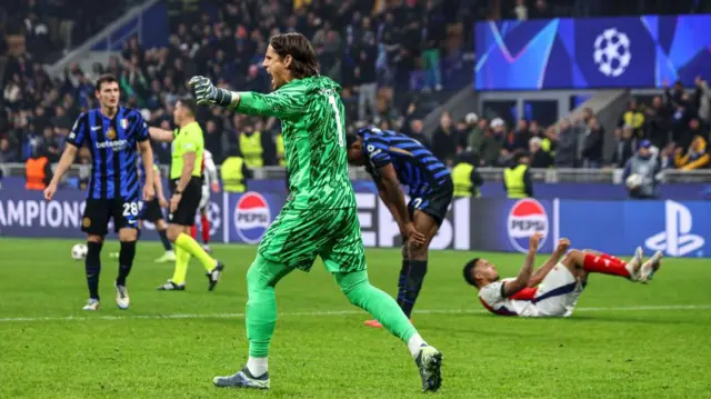 Inter celebrate the win against Arsenal