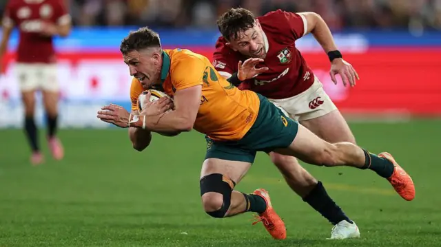 Australia score a try
