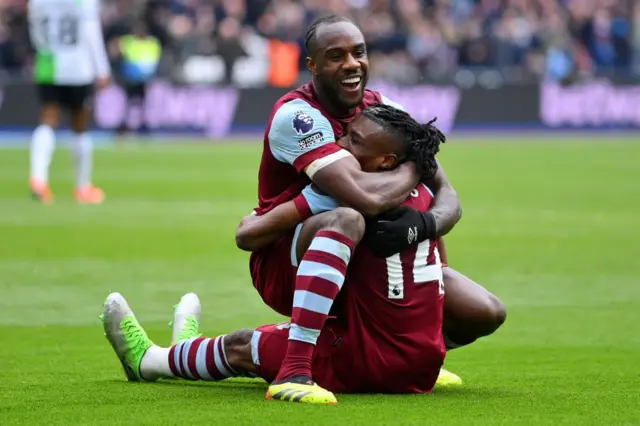 West Ham celebrate