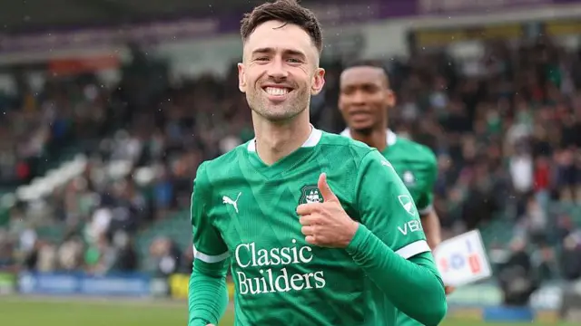 Ryan Hardie gives a thumbs up
