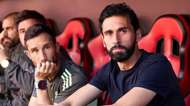 Alvaro Arbeloa, former manager of Real Madrid looks on