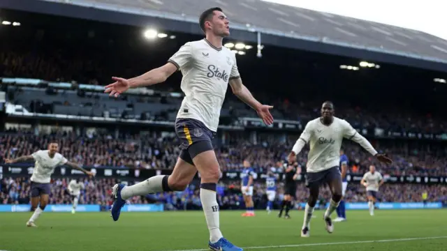 Michael Keane celebrates scoring versus Ipswich Town