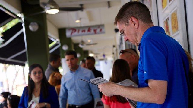 Customers outside Pinky's restaurant in San Juan