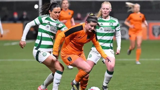Celtic's Shannon McGregor and Glasgow City's Nicole Kozlova