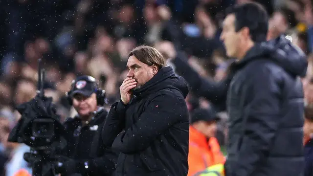 Daniel Farke with his hand over his mouth