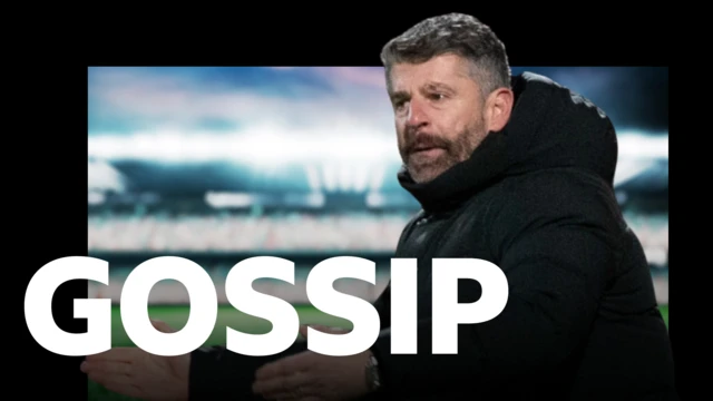 St Mirren manager Stephen Robinson