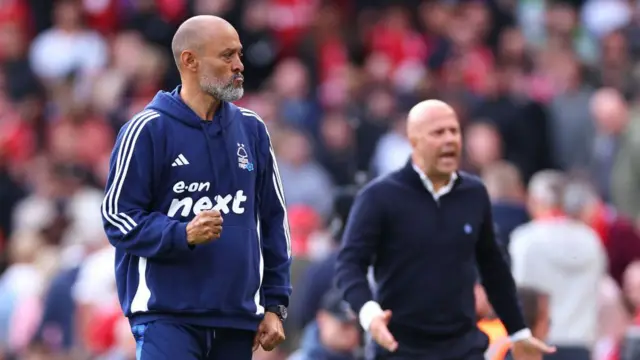  Nuno Espirito Santo celebrates the victory over Liverpool