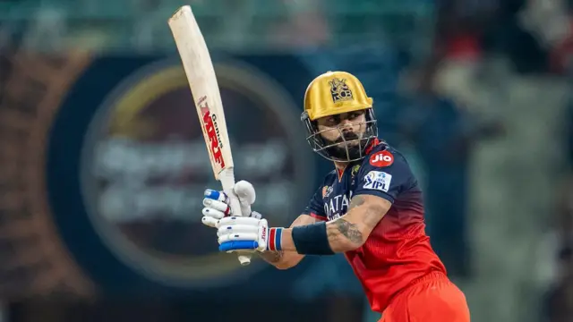 Virat Kohli batting for Royal Challengers Bengaluru
