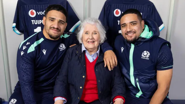 Jaqueline Thomson, flanked by her grandsons Sione (left) and Mosese Tuipulotu