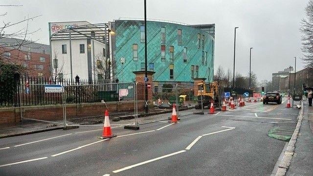 RVI, Newcastle, Queen Victoria Road, cycle lane