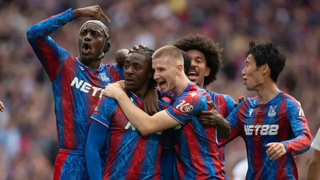 Eberechi Eze of Crystal Palace celebrates